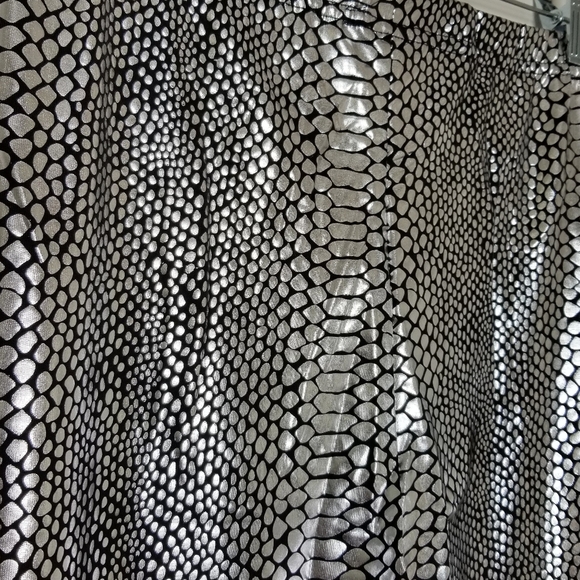True Rock Black Silver Metallic Leggings Crocodile Gator‎ Print Women's S… - Picture 6 of 11